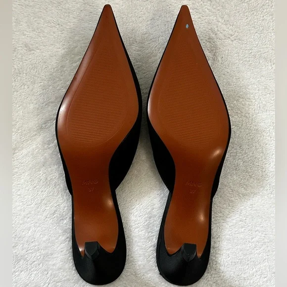 NWOT | Mango | Satin Kitten-Heel Shoes | Size 37 - Picture 3 of 8